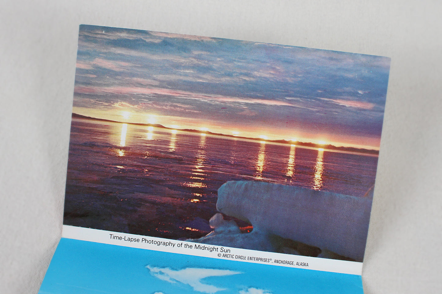 Scenic Alaska Deluxe Souvenir Folder / Accordion Postcard Set