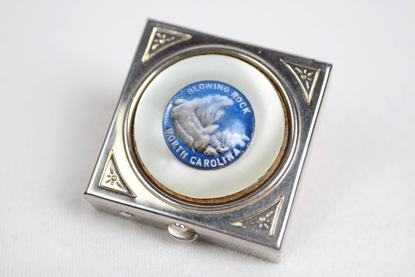 Blowing Rock, North Carolina, Silver Tone Decorative Square Pill Case