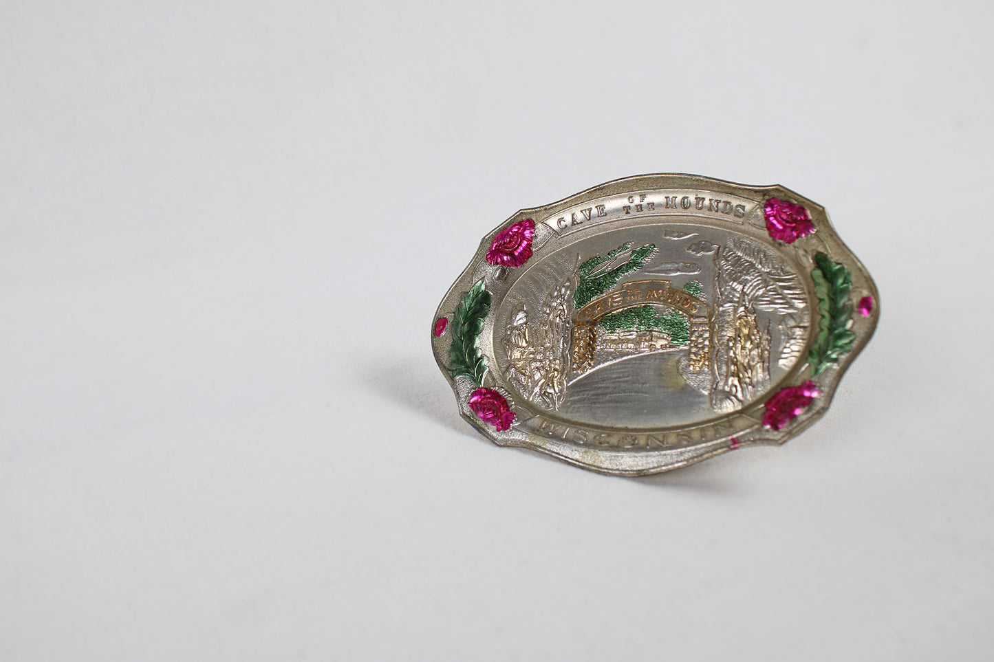 Cave of the Mounds Wisconsin Small Metal Tray / Ashtray Souvenir