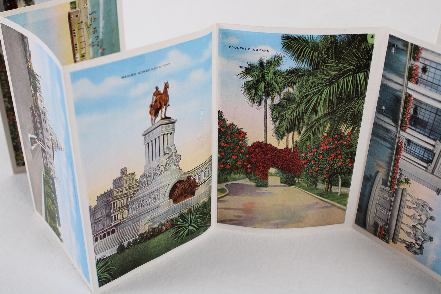 Souvenir of Havana, Cuba / Accordion Postcard Set