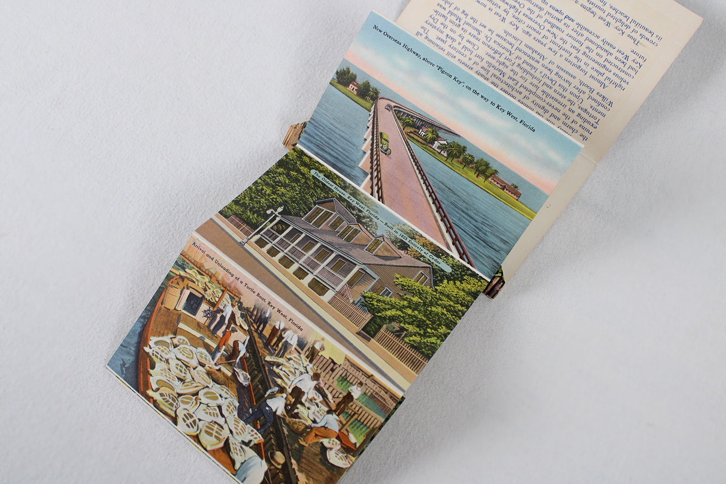 Souvenir Folder of Quaint Key West, Florida / Accordion Postcard Set