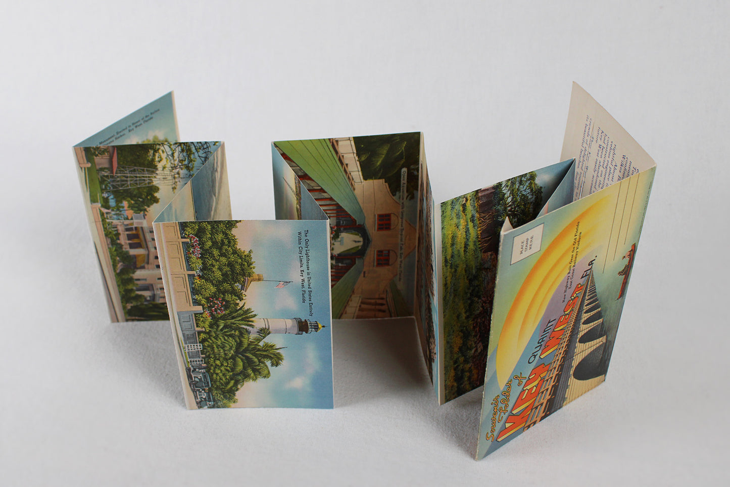 Souvenir Folder of Quaint Key West, Florida / Accordion Postcard Set