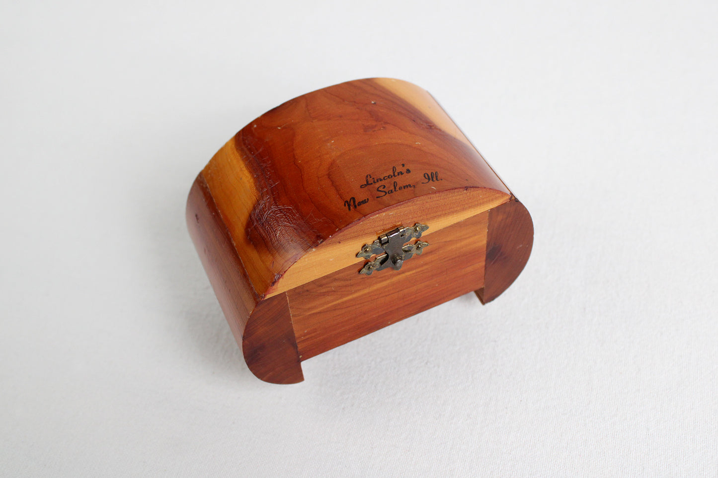 Cedarwood Trinket Box Souvenir of Lincoln’s New Salem, Illinois