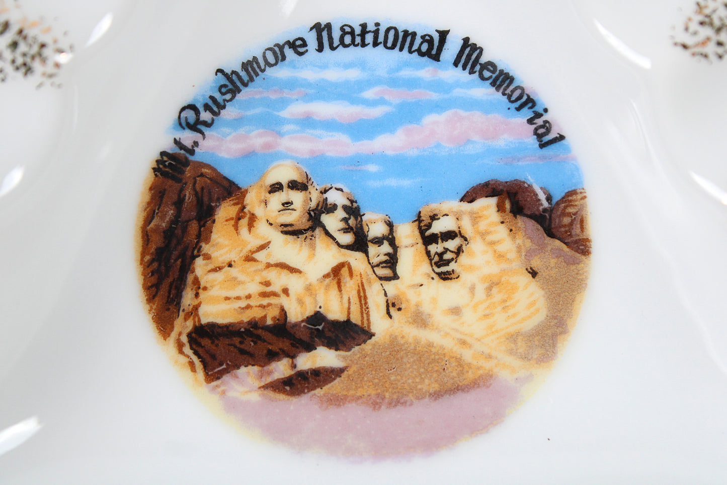 Mt. Rushmore National Memorial Ashtray
