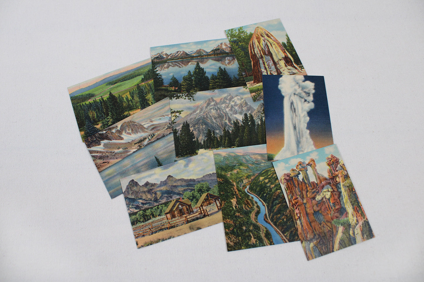 “Wonderful Wyoming” Souvenir View 20 Card Deck Mailer