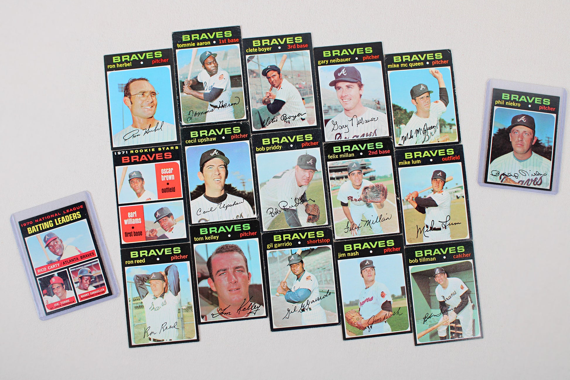 Atlanta / Milwaukee Braves: 1961-1971 Topps Baseball Card Pack