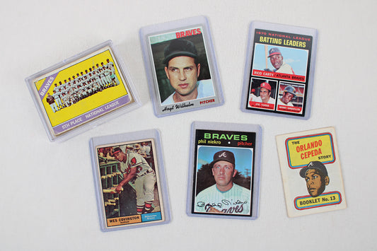 Atlanta / Milwaukee Braves: 1961-1971 Topps Baseball Card Pack