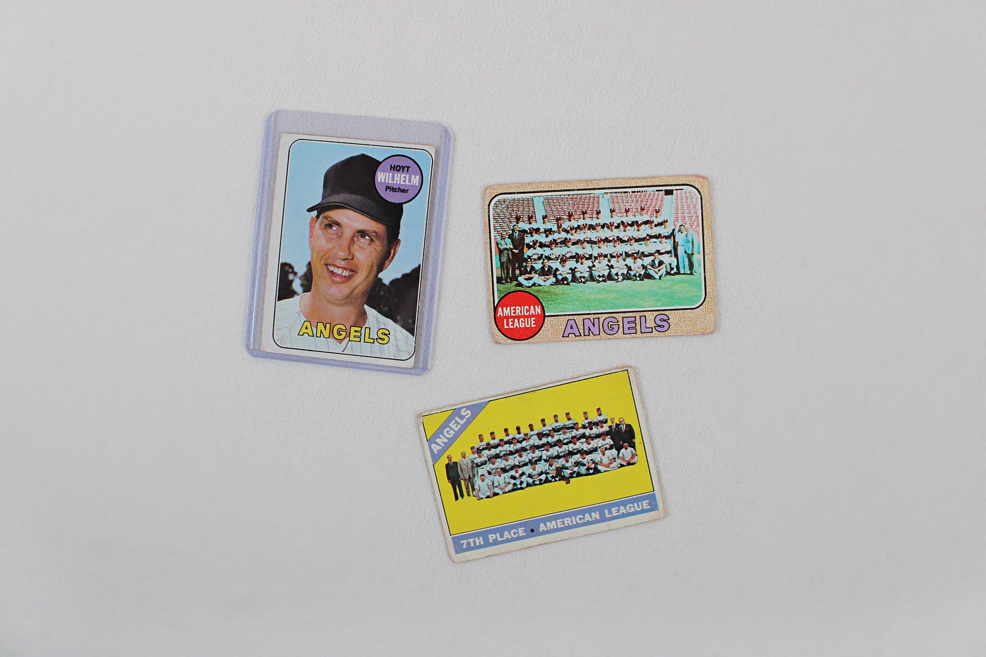 California Angels: 1966-1971 Topps Baseball Card Pack