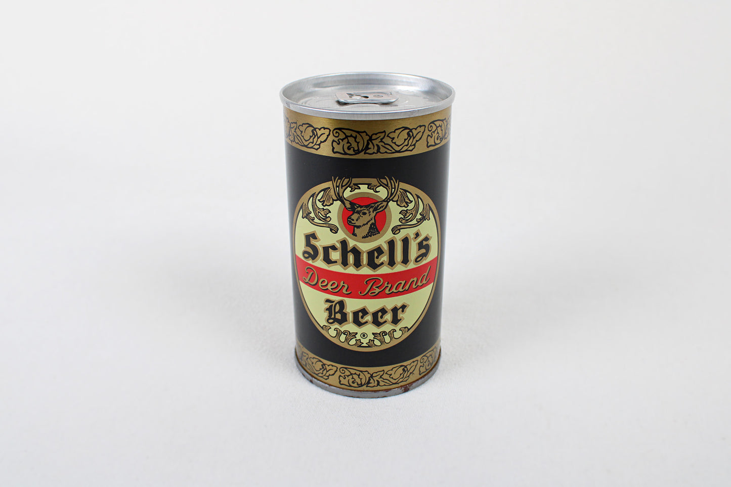 Deer Heads (Collectible Beer Can 6-Pack)