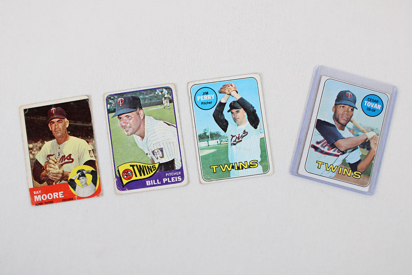 Minnesota Twins: 1963-1971 Topps Baseball Card Pack