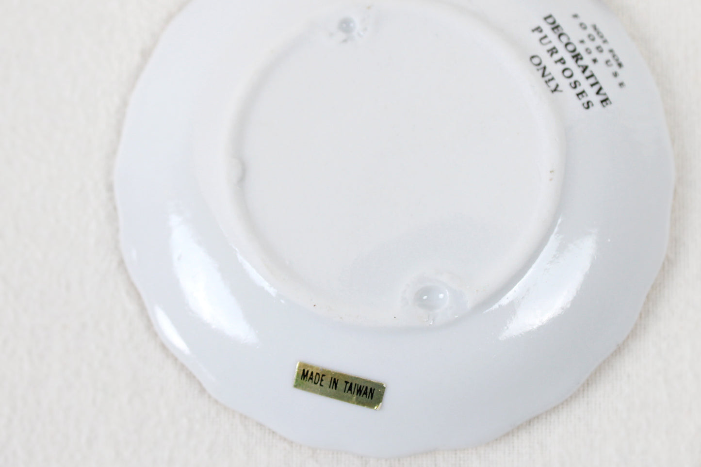 Alaska “The Last Frontier” Miniature Ceramic Cup And Saucer Decorative Set