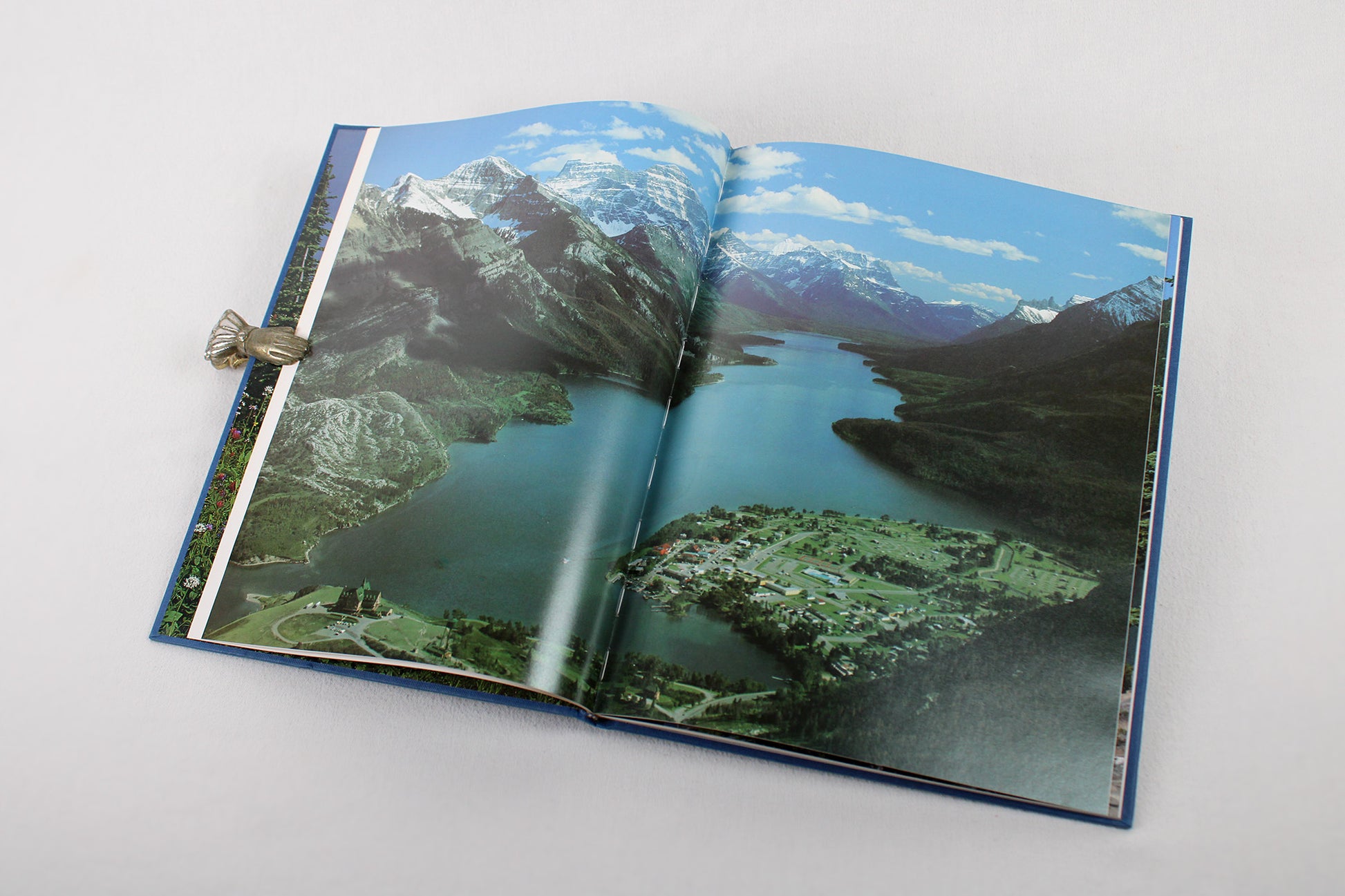 The Canadian Rockies, by Richard T. Wright and Bob Herger