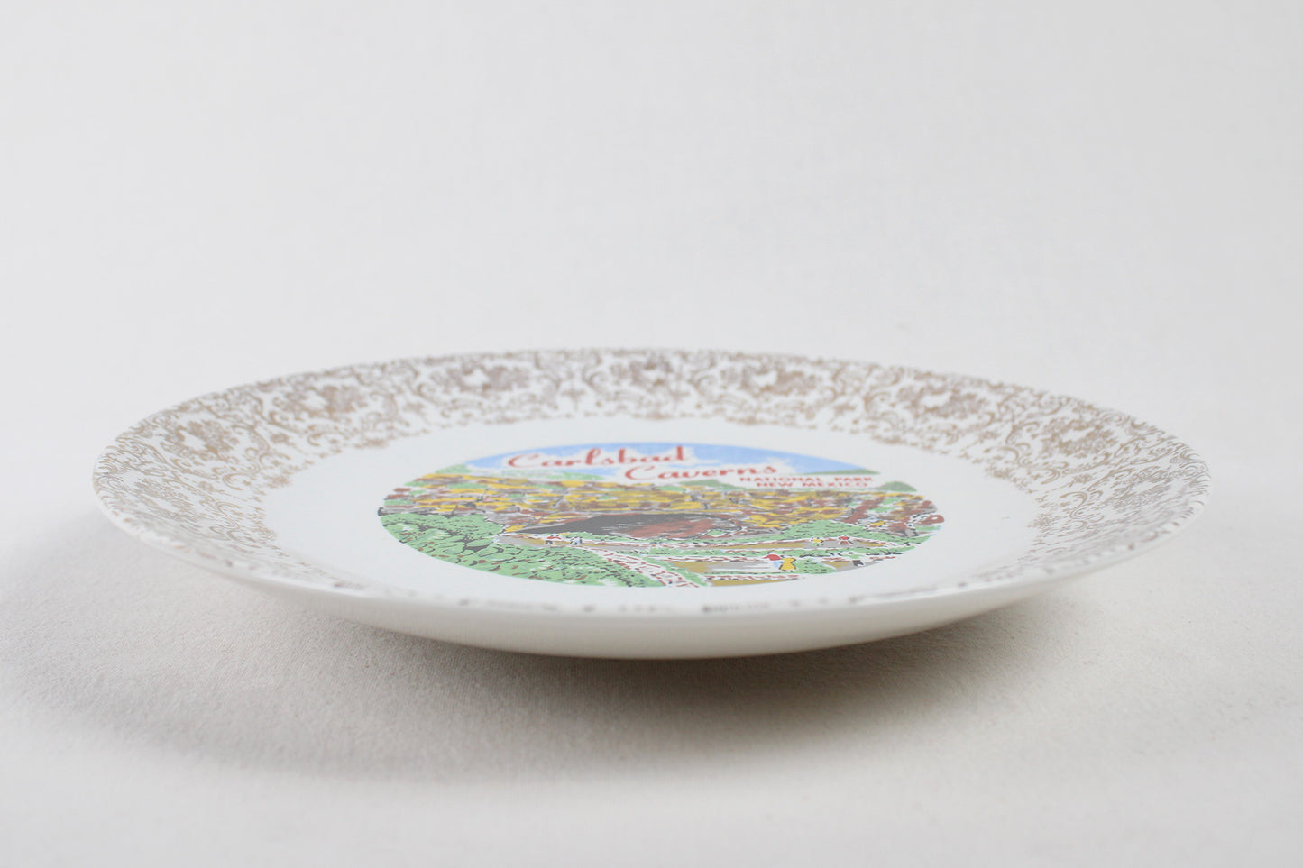 Carlsbad Caverns National Park, New Mexico, Souvenir Dinner Plate