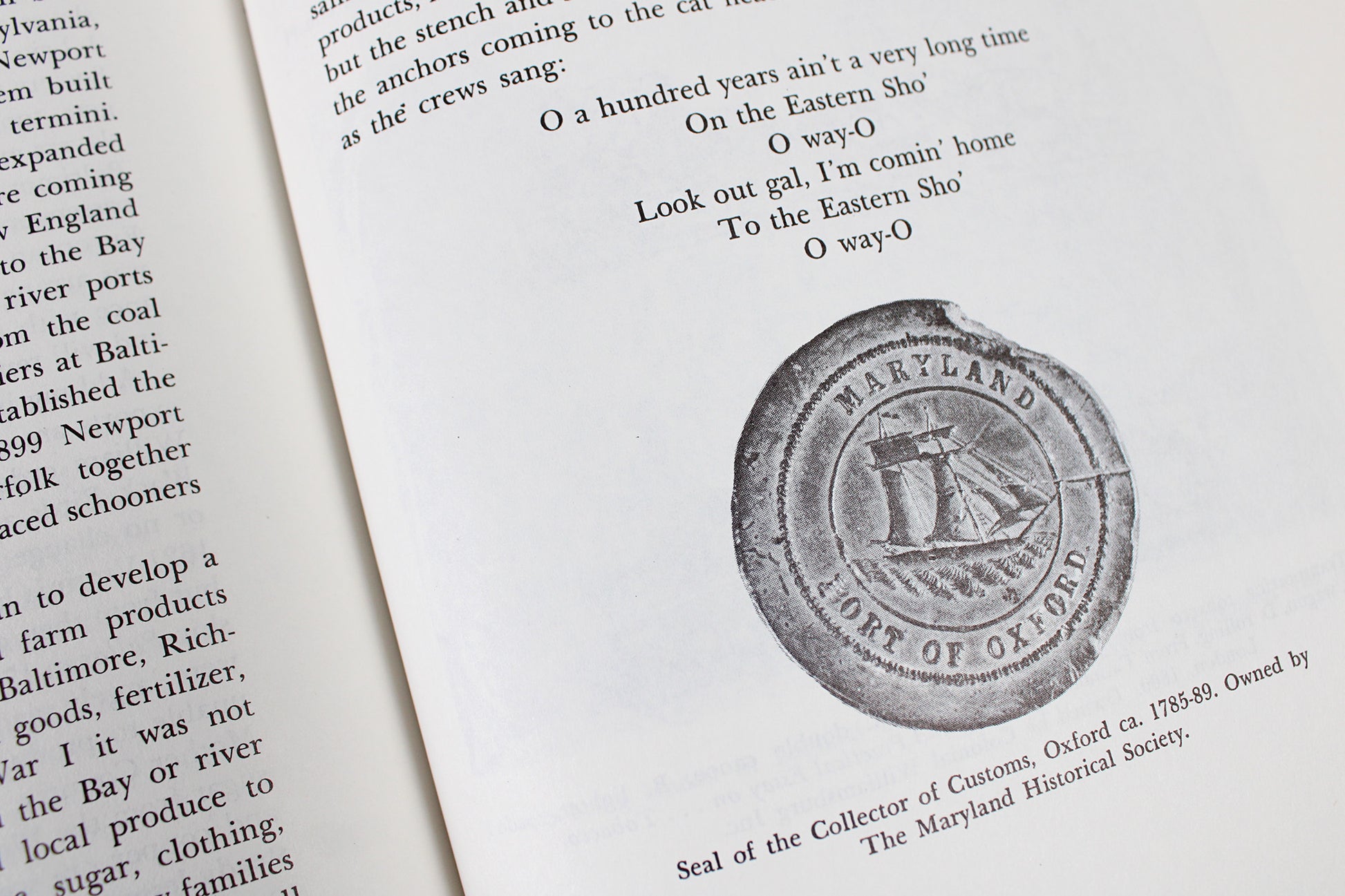 Chesapeake Bay: A Pictorial Maritime History, by M. V. Brewington