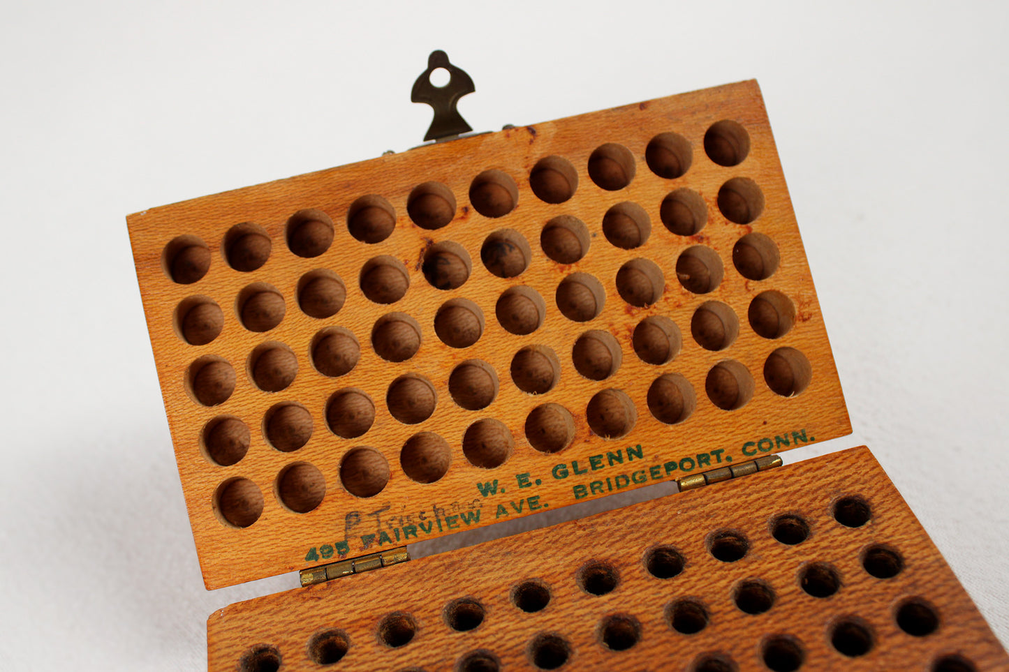 Connecticut Connected .22 Caliber Bullet Storage Wooden Ammo Box