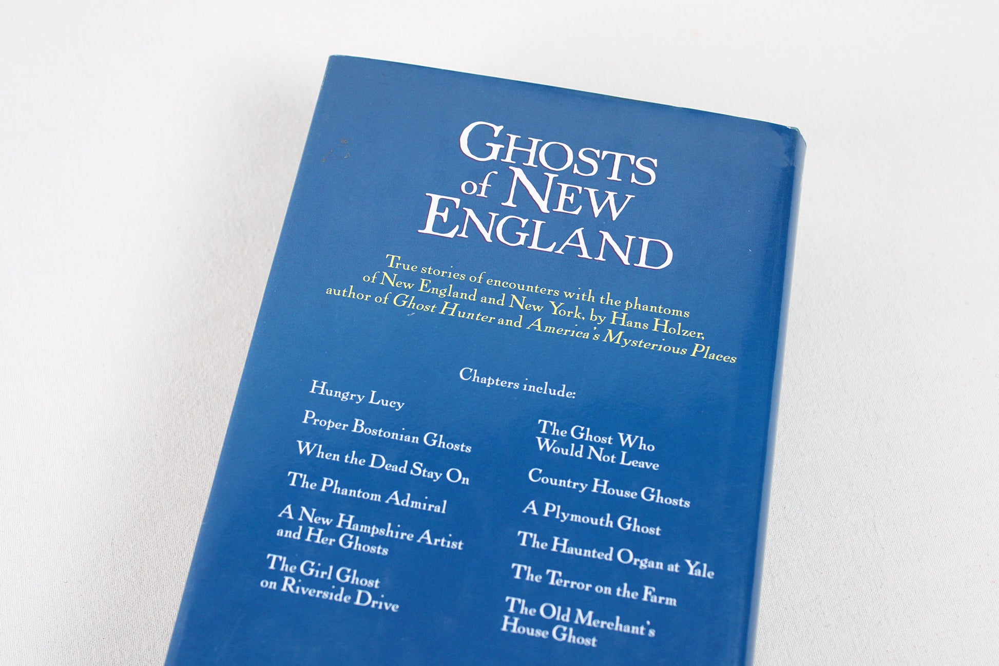 Ghosts of New England, by Hans Holzer