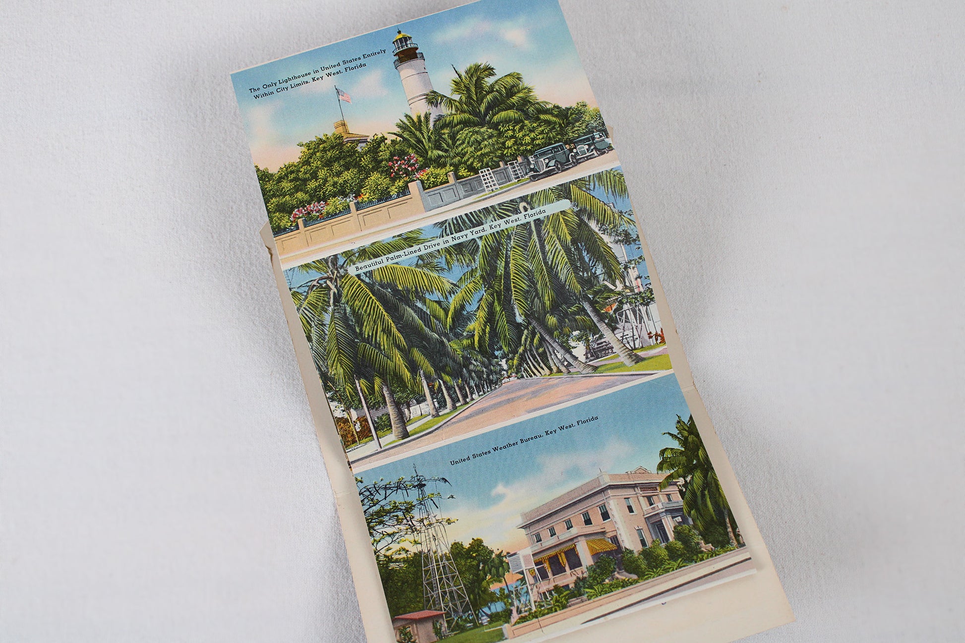 Souvenir Folder of Quaint Key West, Florida / Accordion Postcard Set