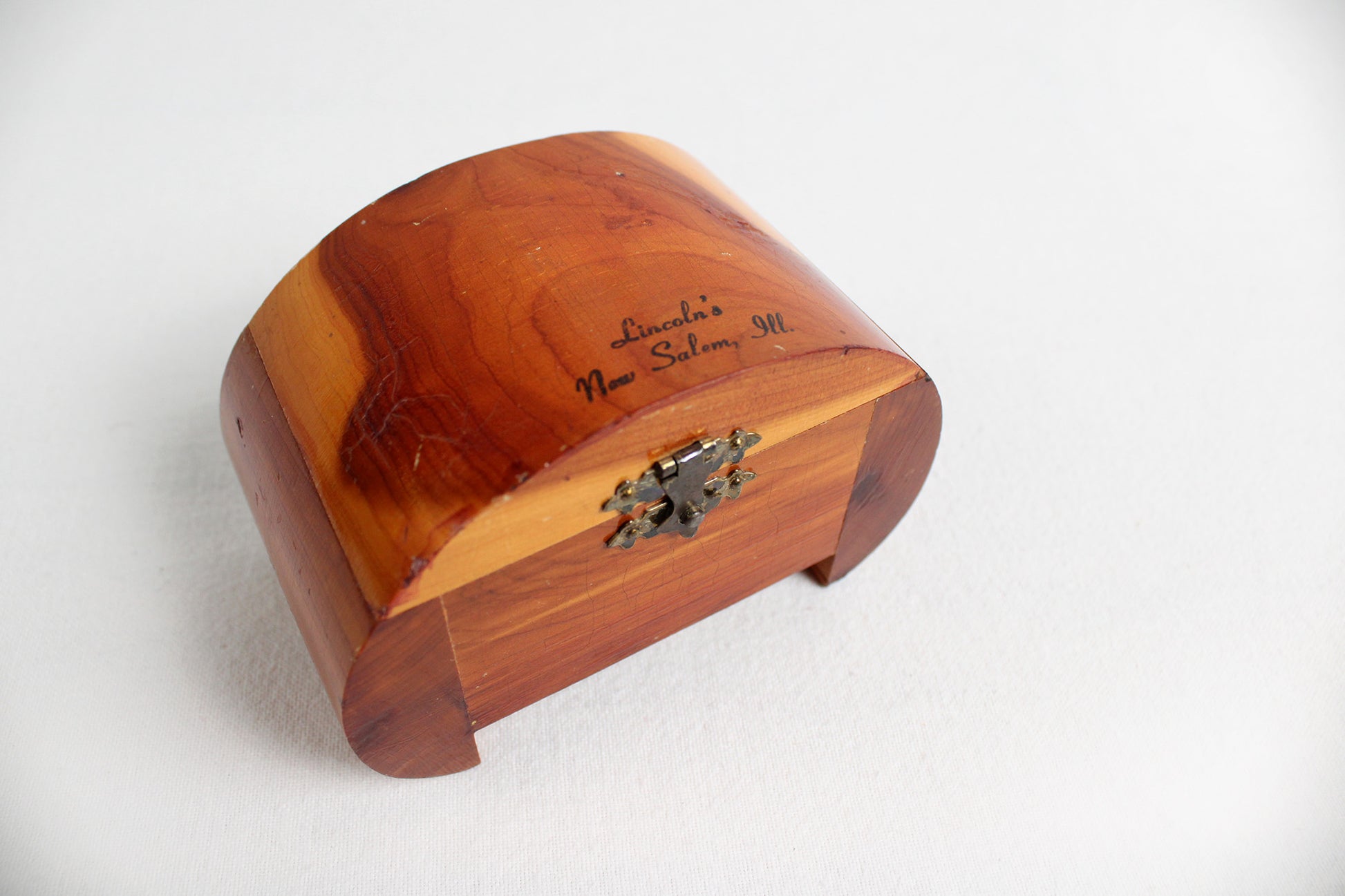 Cedarwood Trinket Box Souvenir of Lincoln’s New Salem, Illinois