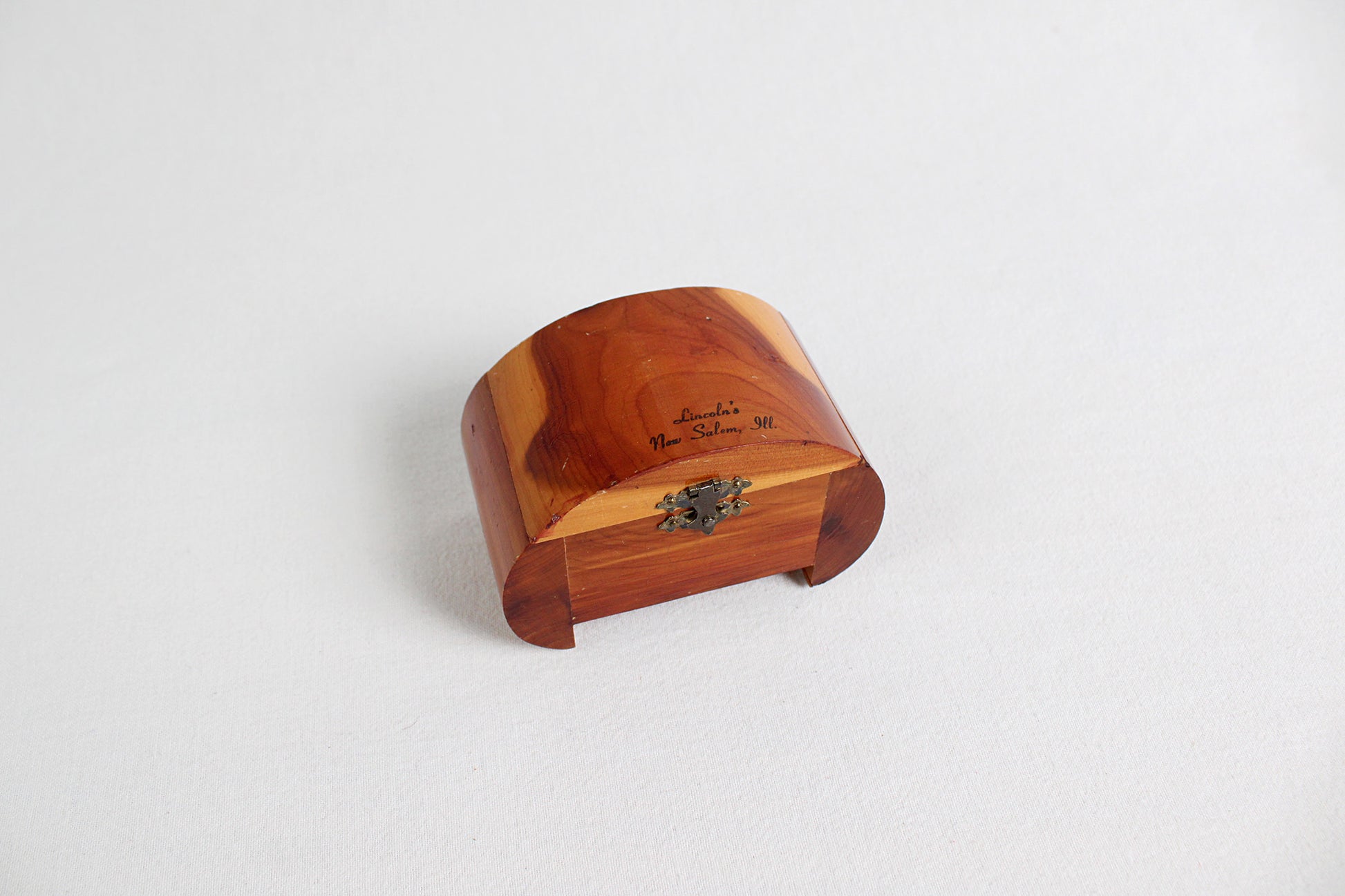 Cedarwood Trinket Box Souvenir of Lincoln’s New Salem, Illinois