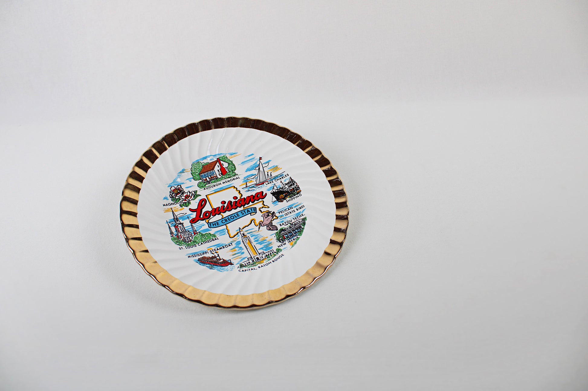 Louisiana “The Creole State” Raised Transferware Ceramic Souvenir Plate