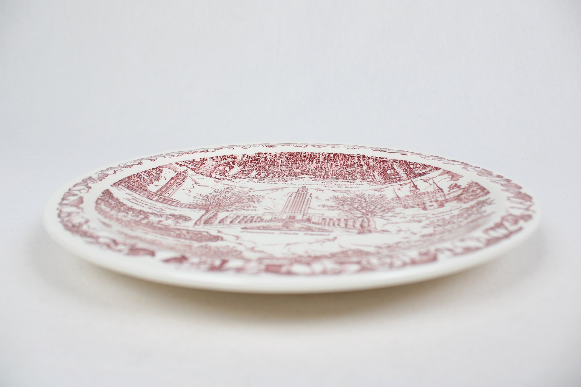 State of Louisiana Collectible Souvenir Plate Made By Vernon Kilns