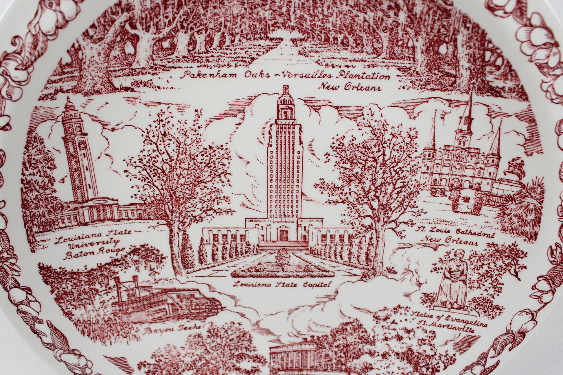 State of Louisiana Collectible Souvenir Plate Made By Vernon Kilns