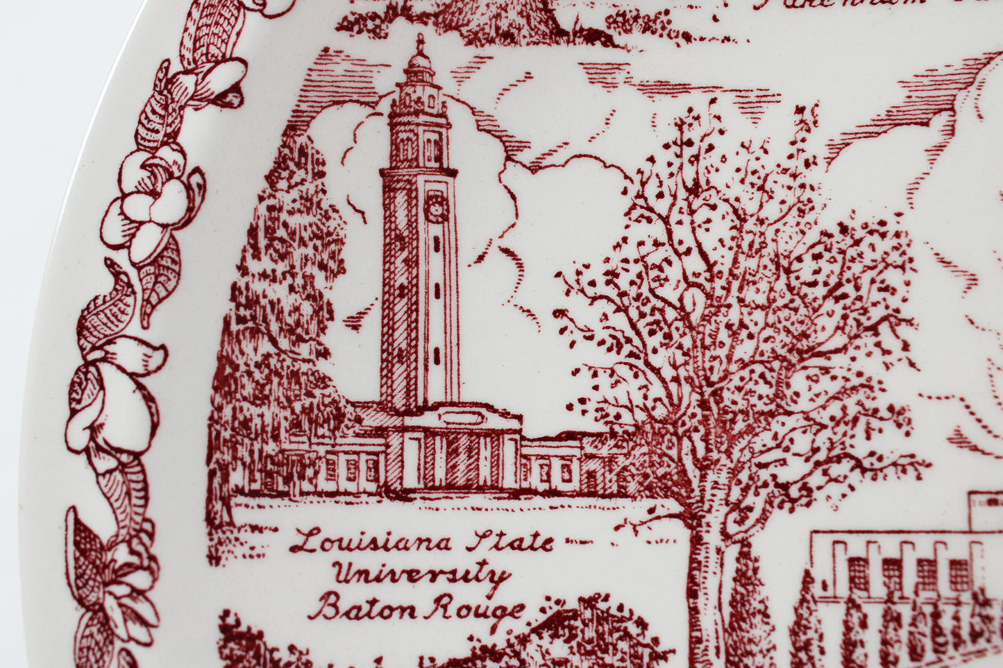 State of Louisiana Collectible Souvenir Plate Made By Vernon Kilns