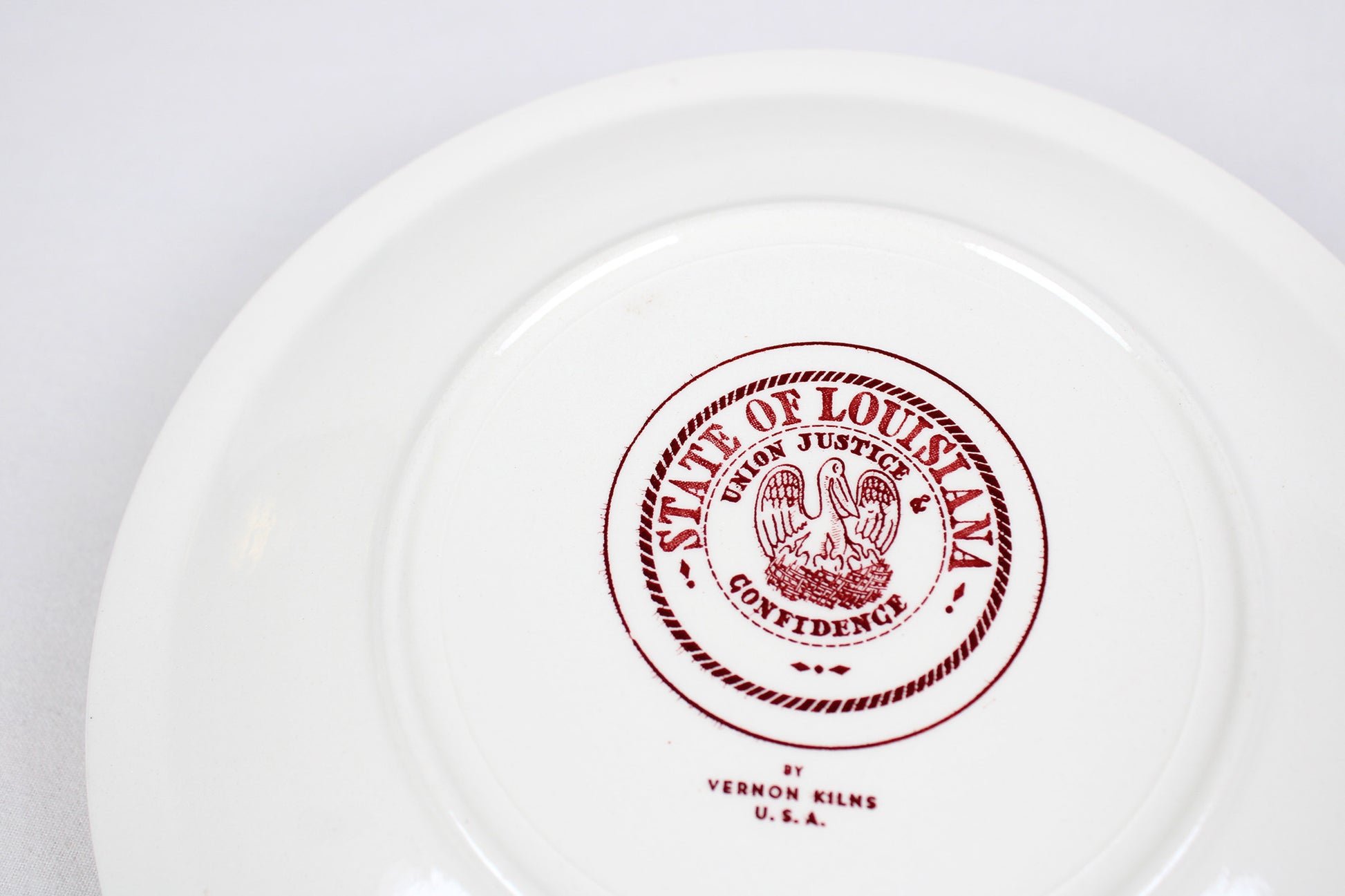 State of Louisiana Collectible Souvenir Plate Made By Vernon Kilns