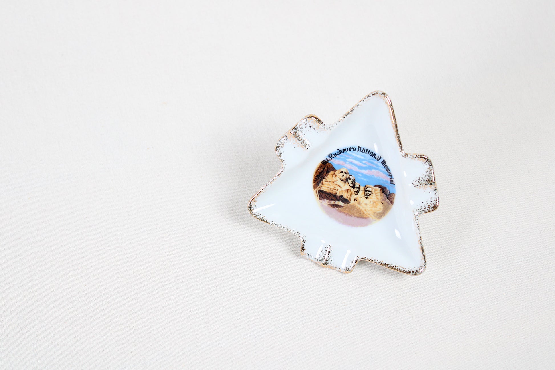 Mt. Rushmore National Memorial Ashtray