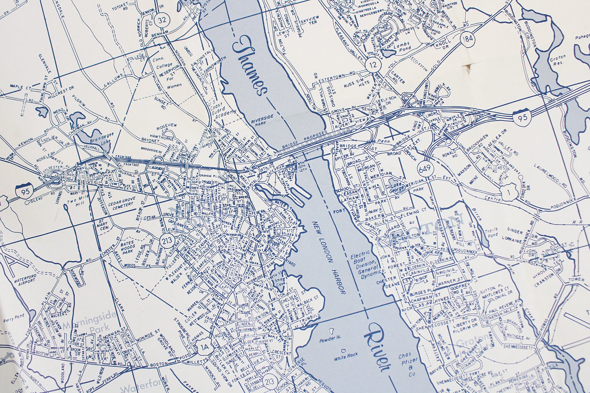 Greater New London, Connecticut / Official Arrow City Map
