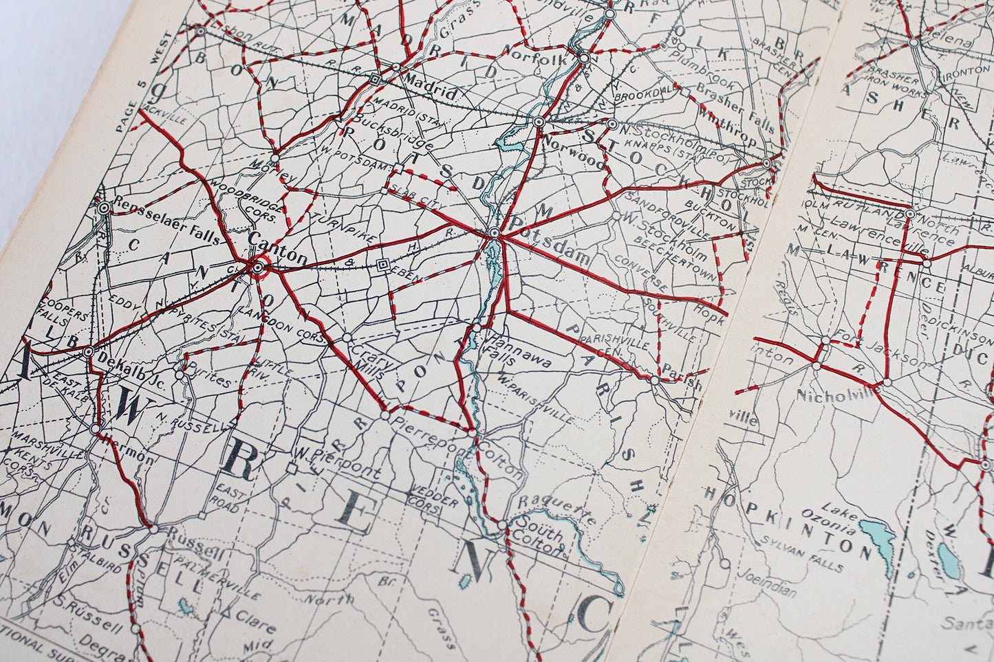 The Official Maps of New York Booklet Atlas by The National Survey Co.