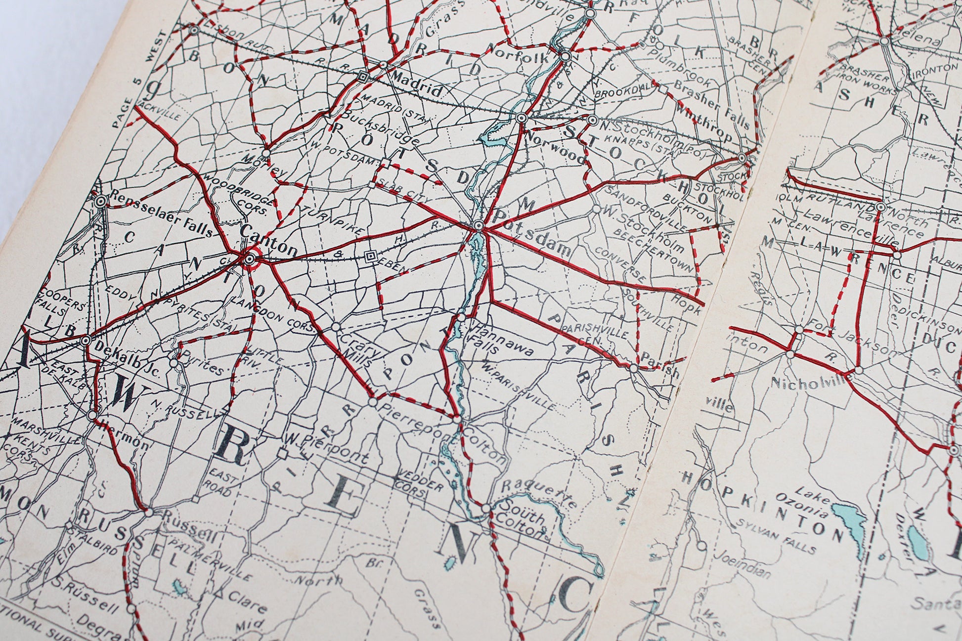 The Official Maps of New York Booklet Atlas by The National Survey Co.