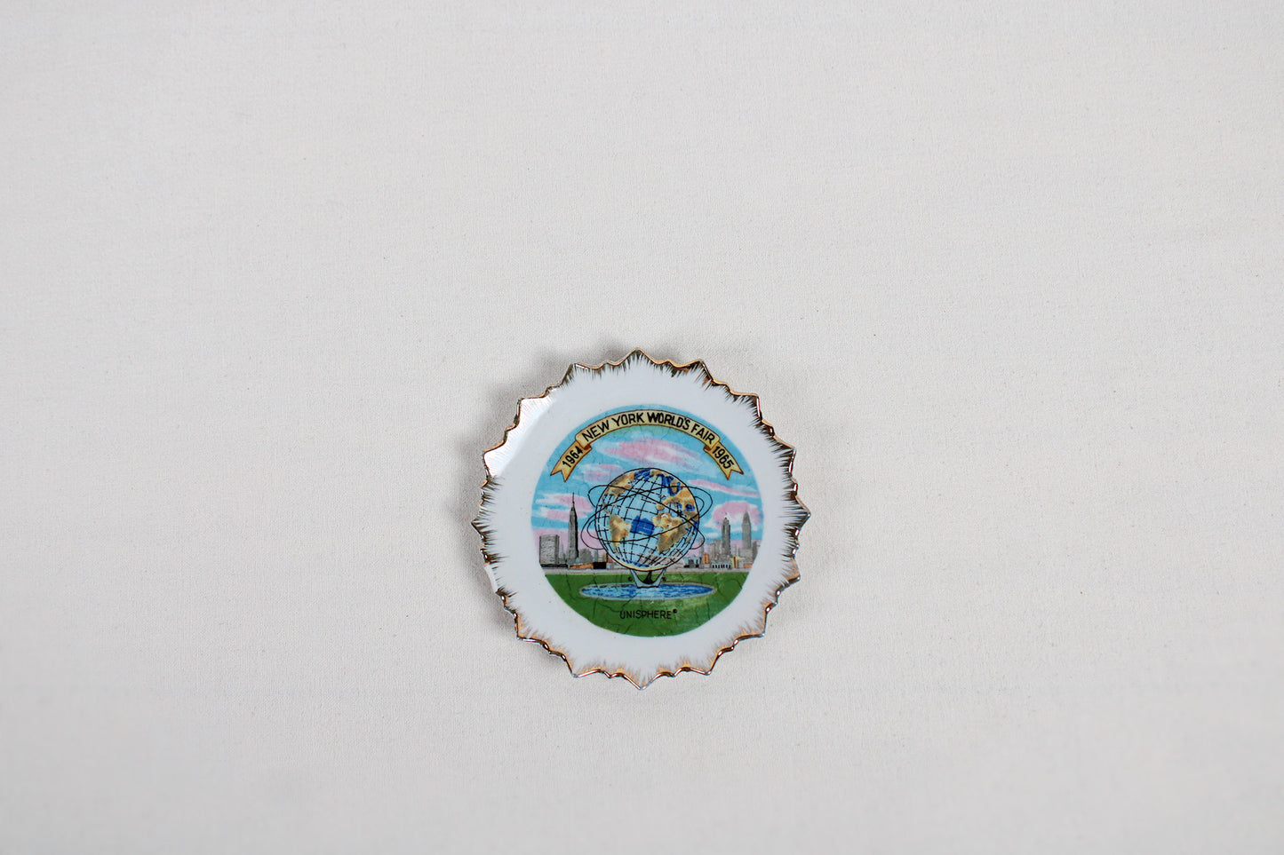 New York World’s Fair (1964-1965) Souvenir Unisphere Decorative Dish