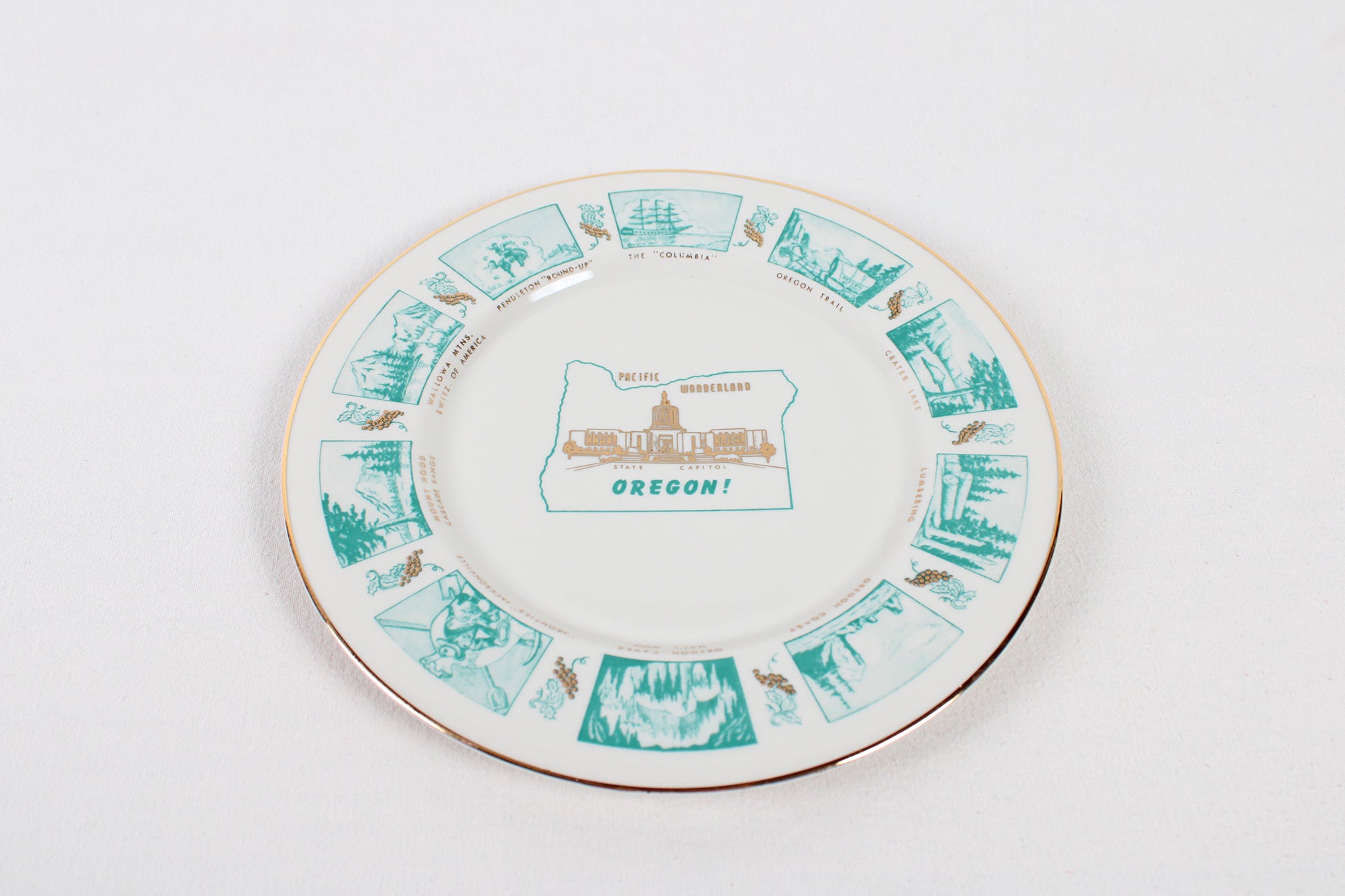 Oregon Pacific Wonderland Souvenir Plate