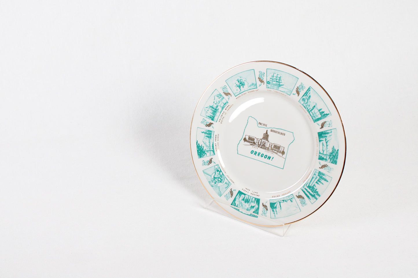 Oregon Pacific Wonderland Souvenir Plate