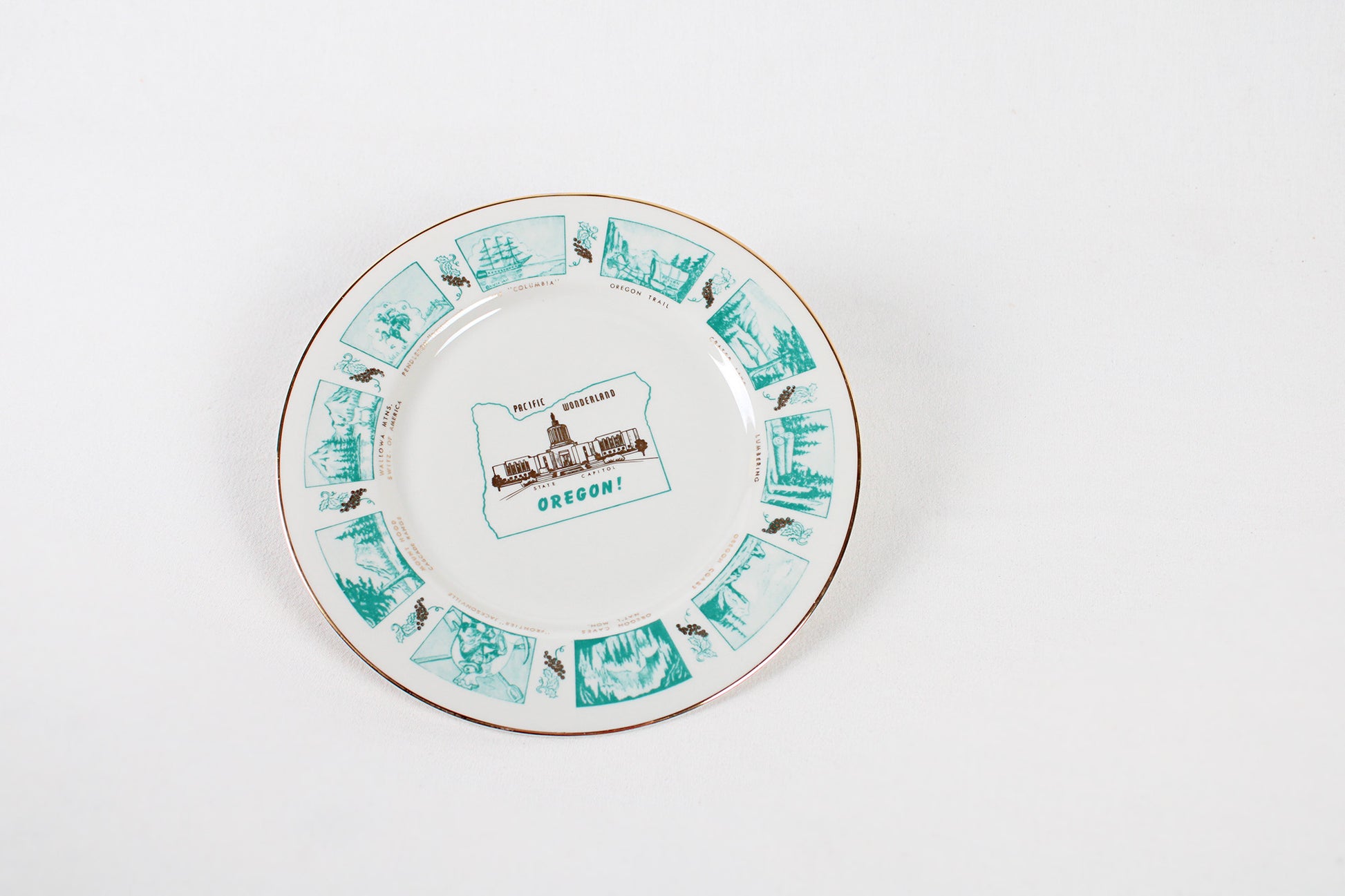Oregon Pacific Wonderland Souvenir Plate