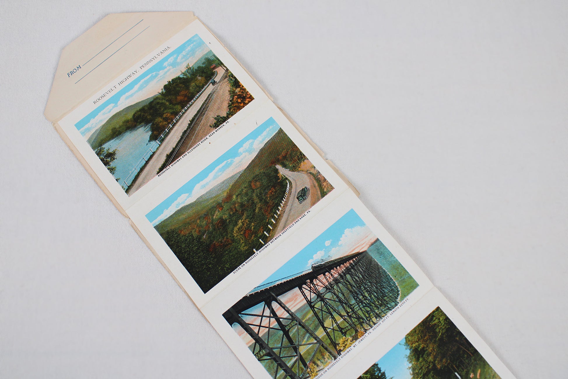 Roosevelt Highway, Pennsylvania "Souvenir Folder" / Accordion Postcard Set