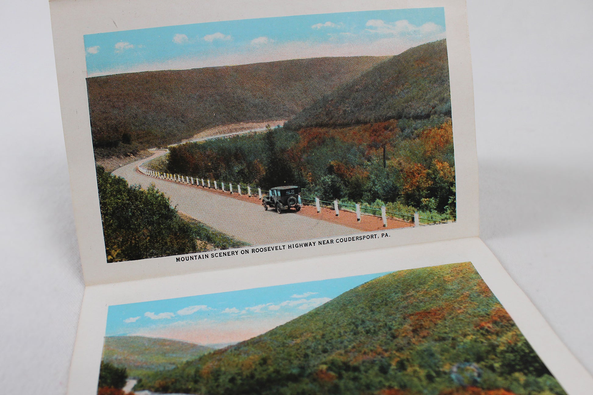 Roosevelt Highway, Pennsylvania "Souvenir Folder" / Accordion Postcard Set
