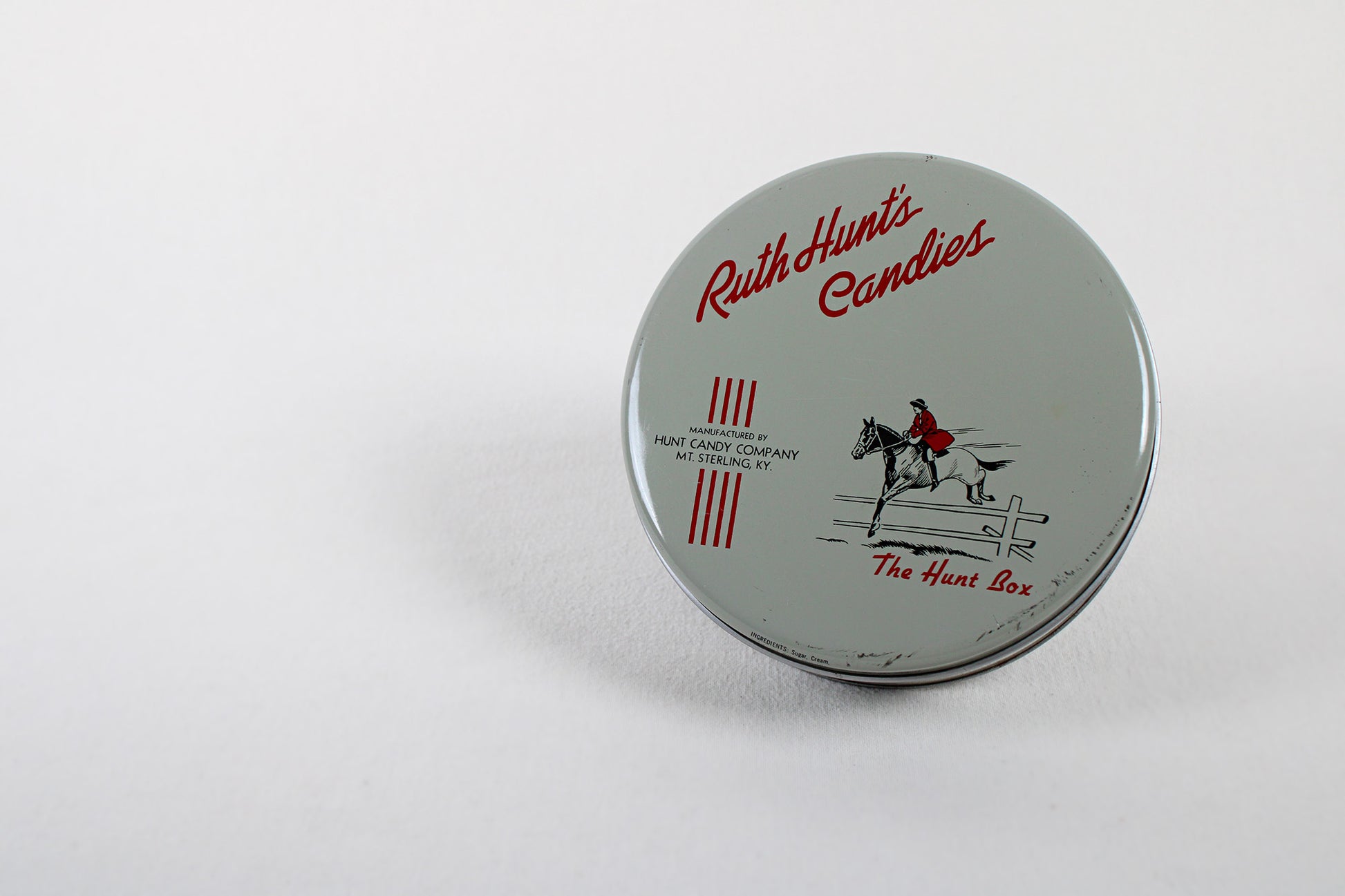 Mt. Sterling, Kentucky, Ruth Hunt’s Candies Round Tin, The Hunt Box