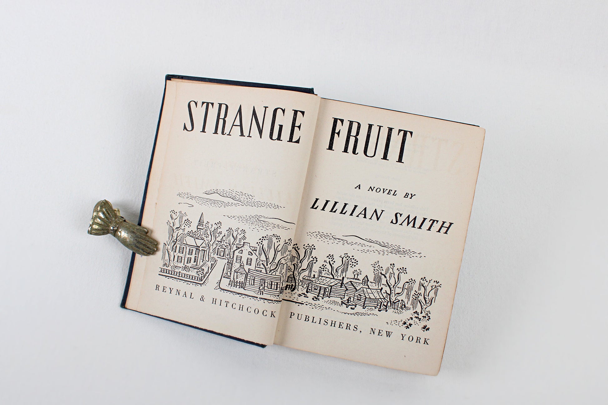 Strange Fruit, by Lillian Smith