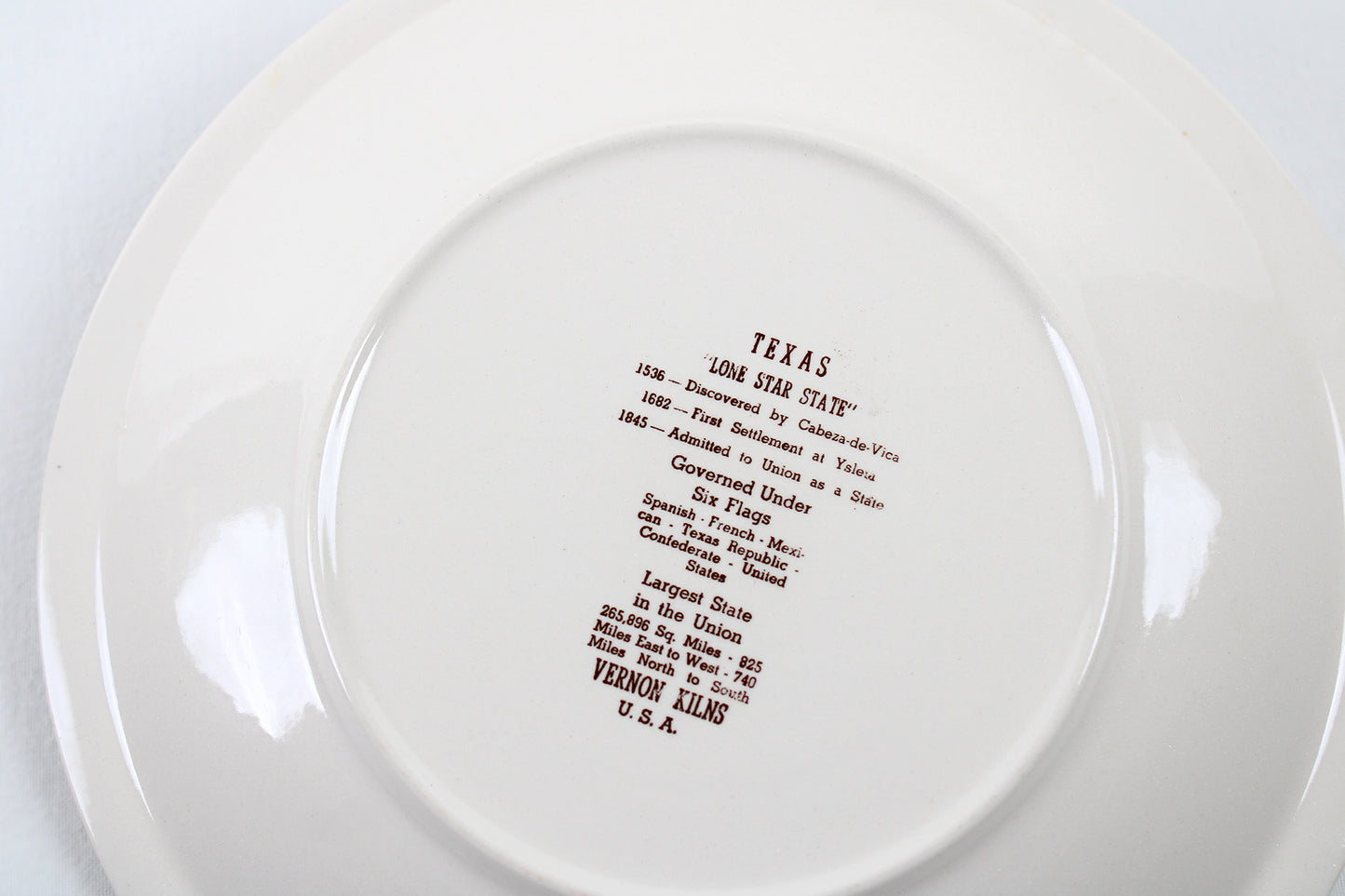 Texas Souvenir State Ceramic Plate Made By Vernon Kilns, U.S.A.