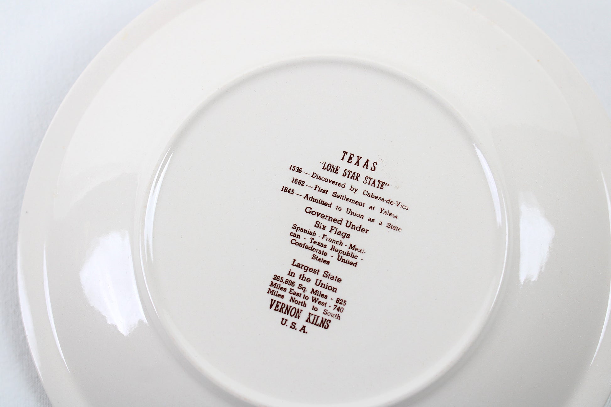 Texas Souvenir State Ceramic Plate Made By Vernon Kilns, U.S.A.