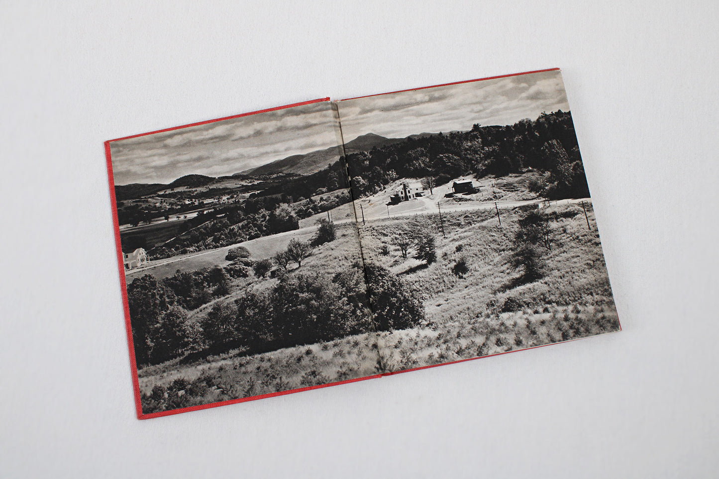 Vermont, The Green Mountain State: American Pictorial Guide Series