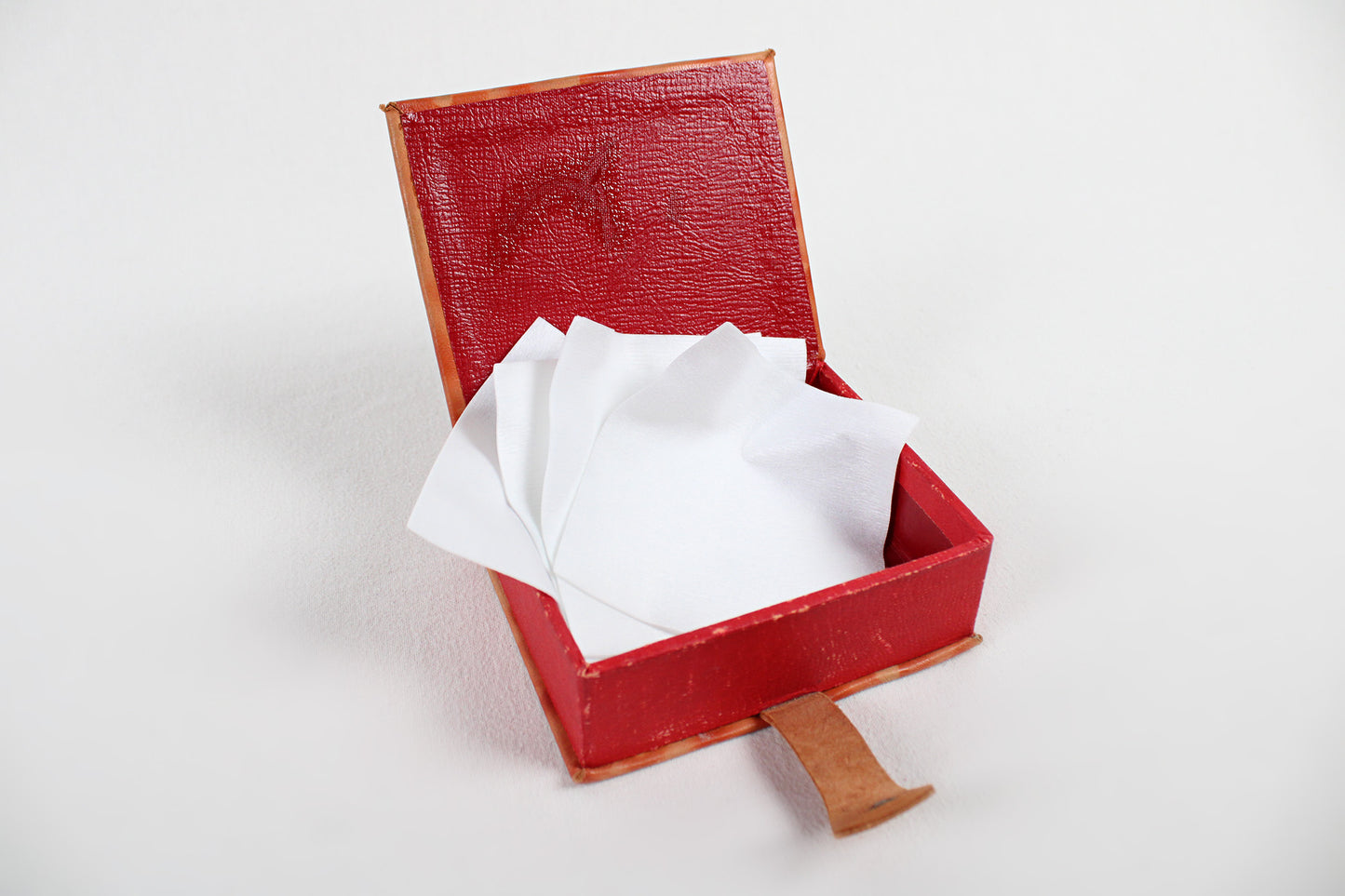 Virginia Beach, Virginia, Leather Handkerchief Holder Box