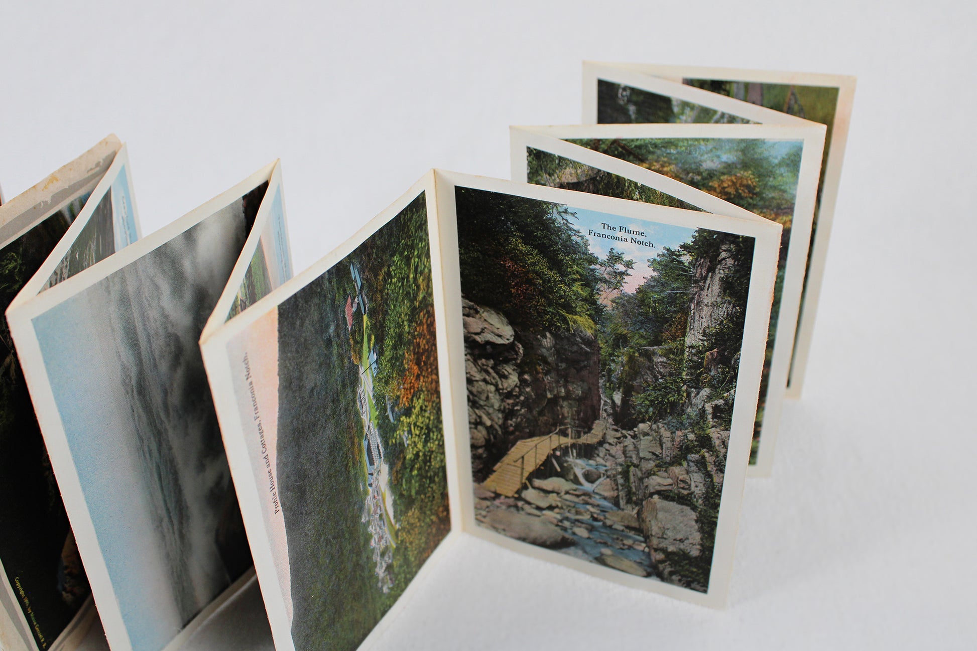 Souvenir of the White Mountains, New Hampshire Accordion Postcard Set