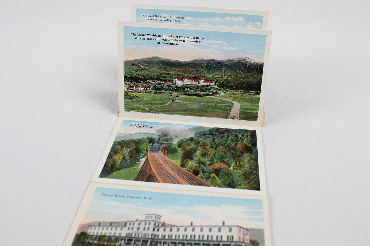 Souvenir of the White Mountains, New Hampshire Accordion Postcard Set