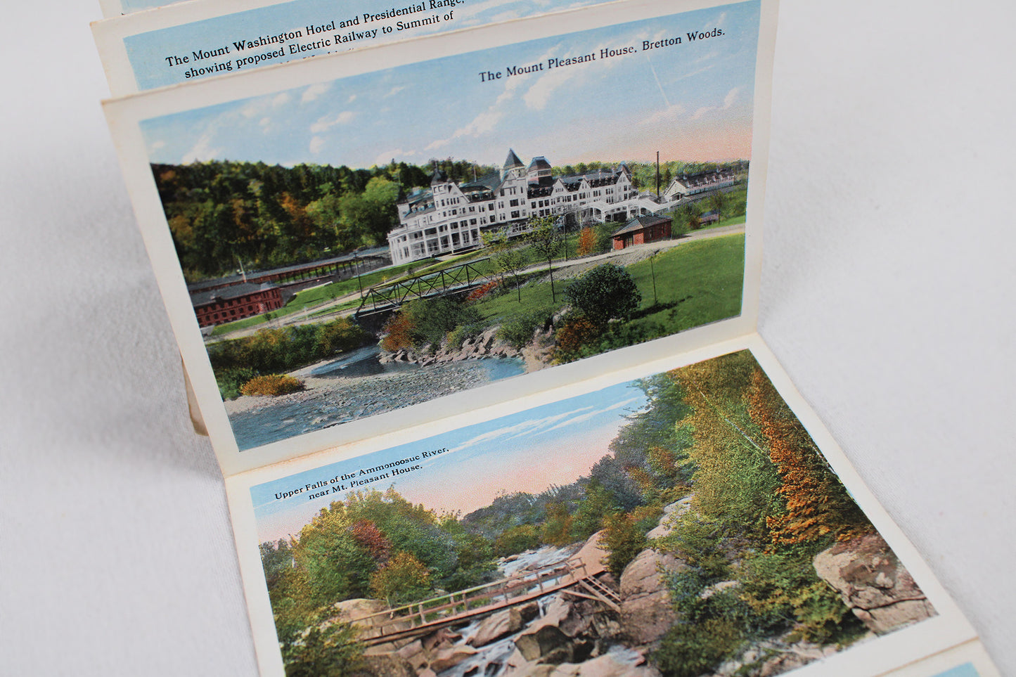 Souvenir of the White Mountains, New Hampshire Accordion Postcard Set