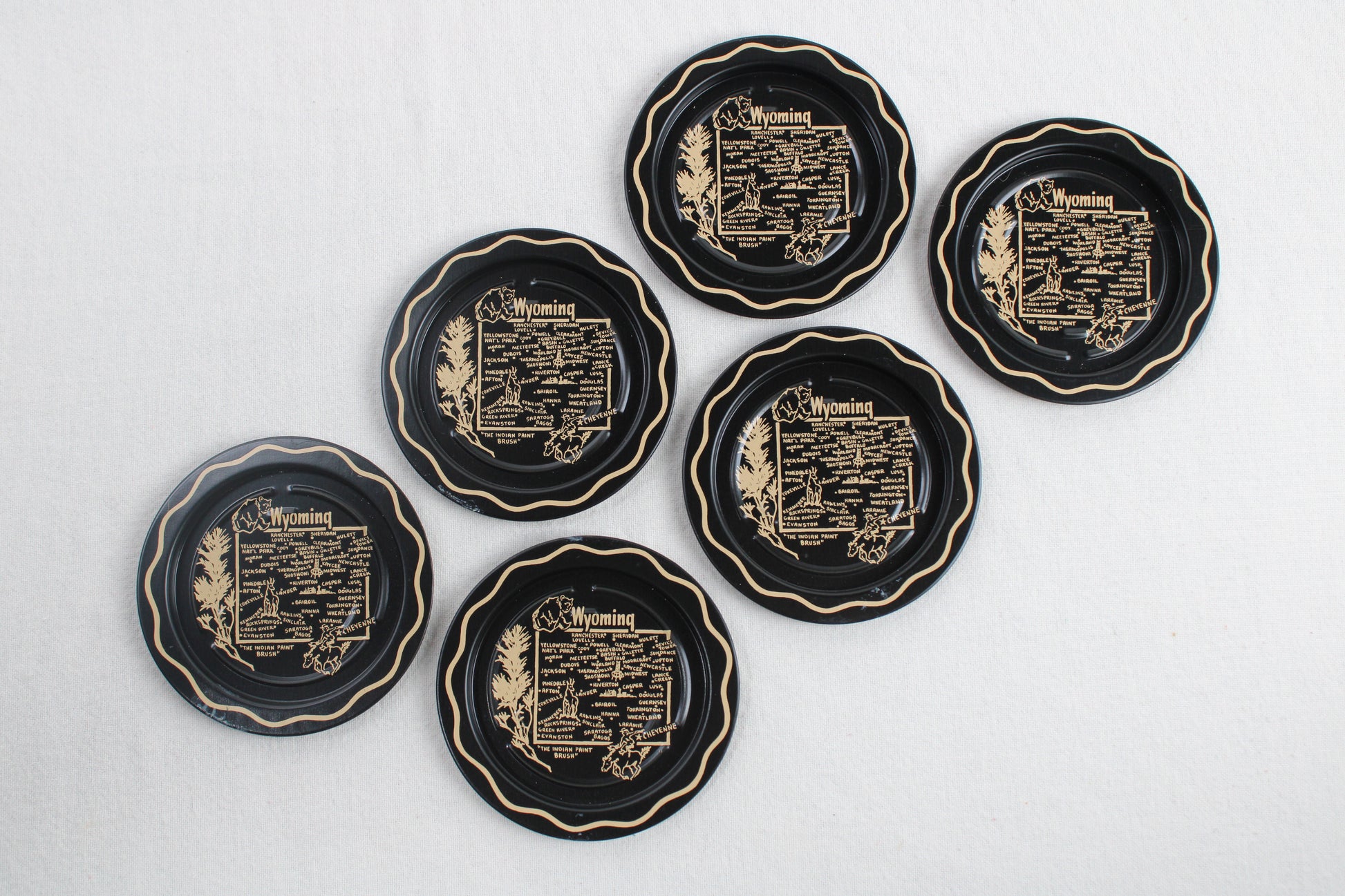 Wyoming Souvenir Metal Serving Tray + 6 Coasters